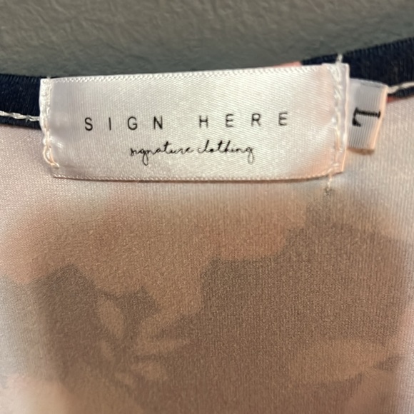 Sign Here Signature Clothing Dress size L - Picture 2 of 8